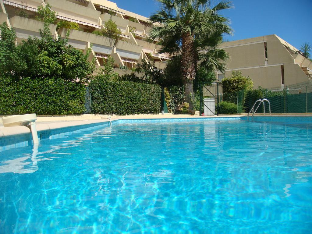 Cap Au Sud,Vue Panoramique Mer,Piscine マントン エクステリア 写真