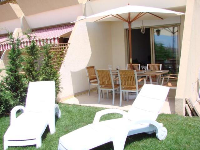 Cap Au Sud,Vue Panoramique Mer,Piscine マントン 部屋 写真