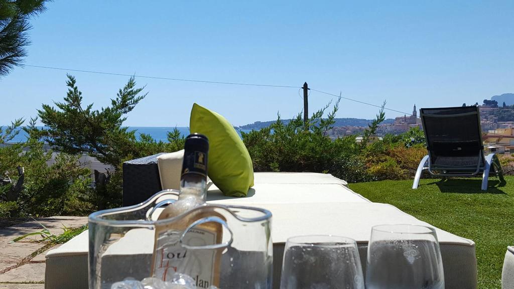 Cap Au Sud,Vue Panoramique Mer,Piscine マントン エクステリア 写真